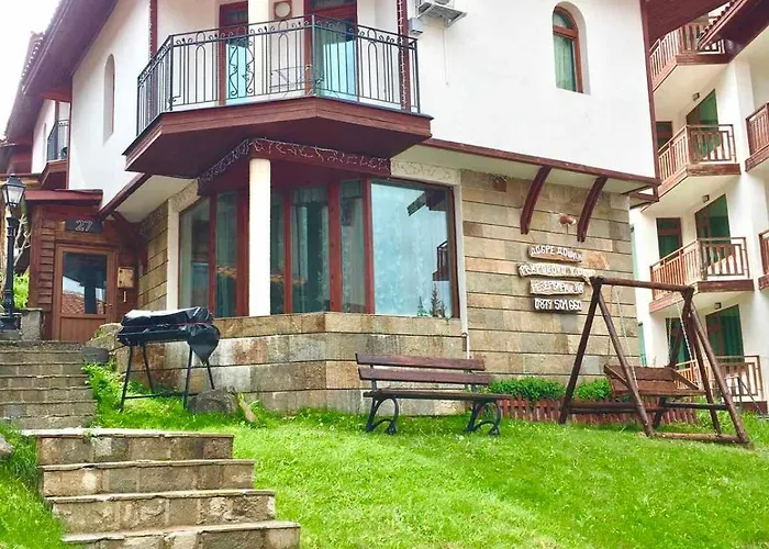 Raikovski Livadi Mountain Pamporovo Paşmaklı