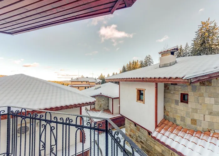 Villa Raikovski Livadi Mountain Pamporovo Paşmaklı