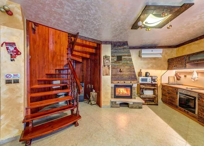 Raikovski Livadi Mountain Pamporovo Villa